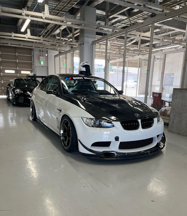 911 クーペの鈴鹿サーキット・M3・ポルシェに関するカスタム事例の投稿画像3枚目