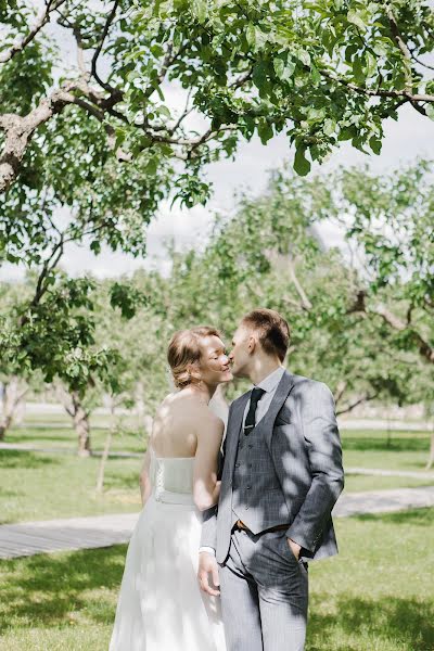 Fotógrafo de bodas Anna Petrenko (fyzlight). Foto del 28 de junio 2023