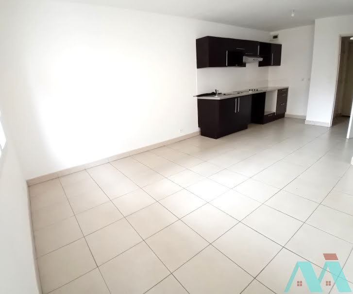 Location  appartement 3 pièces 58.1 m² à Draguignan (83300), 673 €