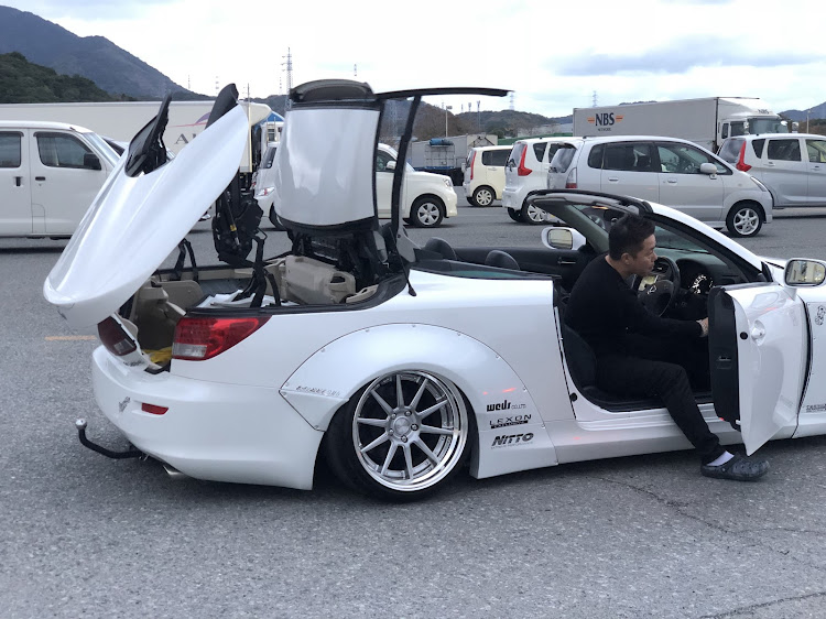 300のstancenation・クライスラー・GT-R・マセラティ・レクサスに関するカスタム事例の投稿画像4枚目