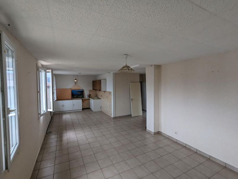 Vente appartement 3 pièces 75 m² à Malissard (26120), 155 000 €