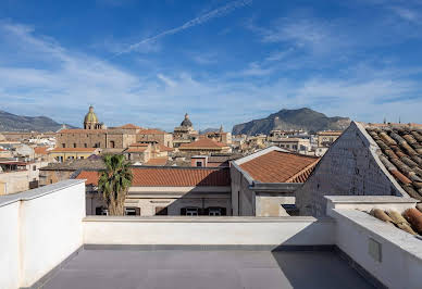 Apartment with terrace 8