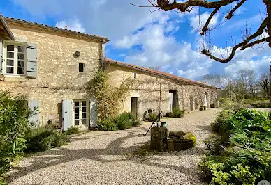 House with pool and garden 6