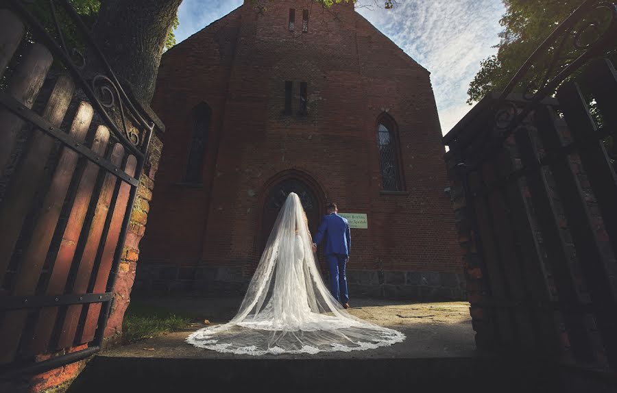 Fotógrafo de bodas Rafal Nowosielski (fotografslubny). Foto del 18 de febrero 2020