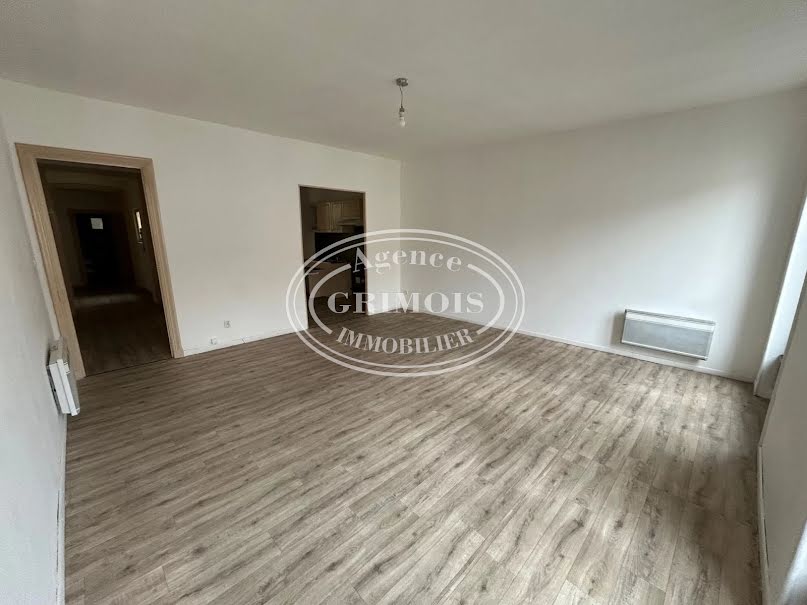 Location  appartement 2 pièces 79.88 m² à Lézignan-Corbières (11200), 510 €