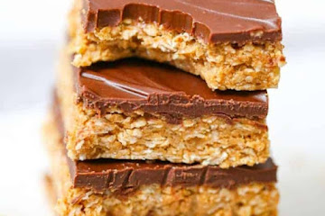 Healthy No-Bake Chocolate Peanut Butter Oatmeal Bars