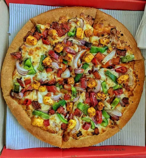 Schezwan Paneer Pizza