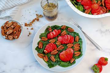 Spinach and Strawberry Salad