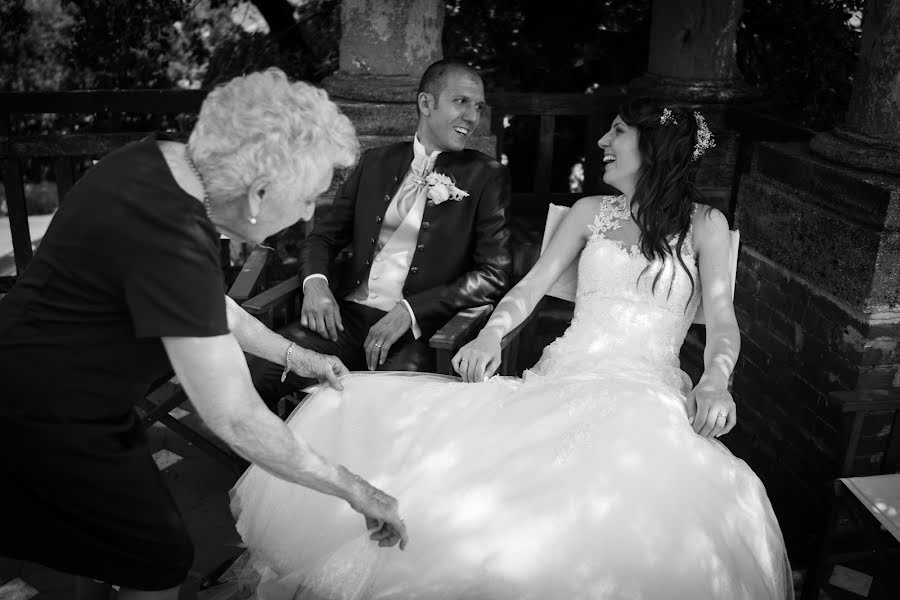 Fotografo di matrimoni Veronica Onofri (veronicaonofri). Foto del 21 giugno 2017