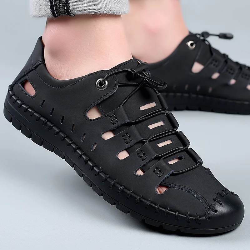 Chaussures à trous Baotou en cuir Sandales creuses décontractées en cuir de vache. Confort et légèreté pour l'été. Idéales pour un look casual et aéré.