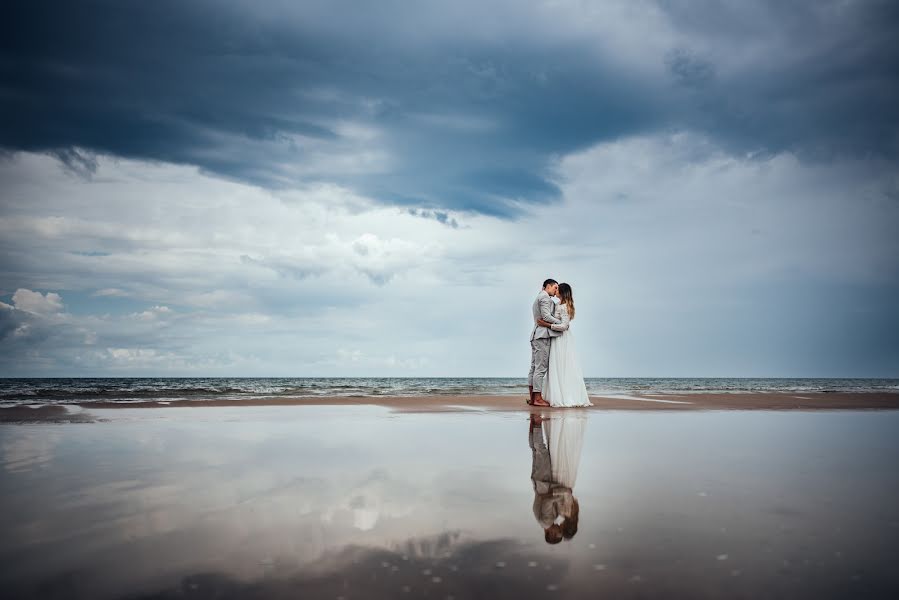 Huwelijksfotograaf Valters Pelns (valtersp). Foto van 9 augustus 2019