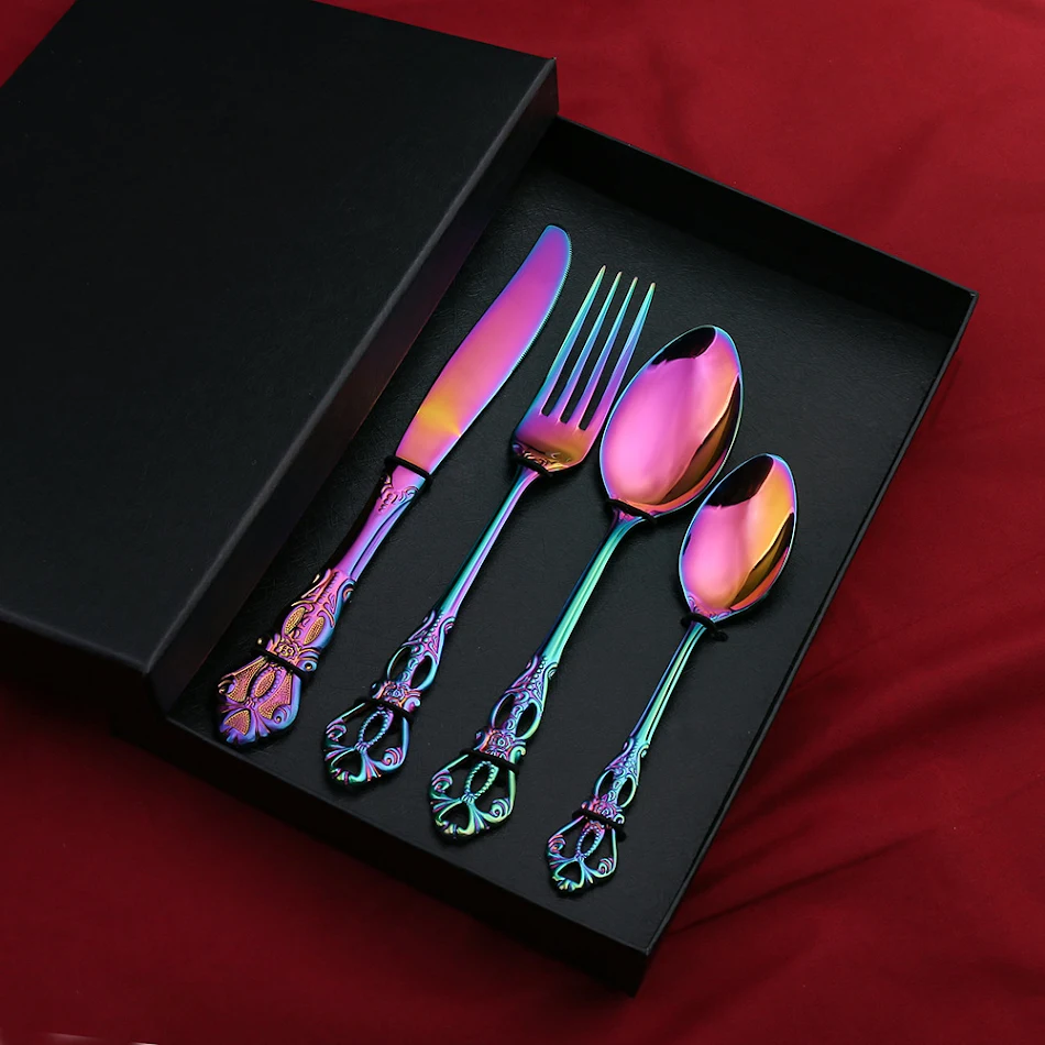 Roestvrijstalen westers bestekset voor steaks met cadeauverpakking, steakmes, vork en lepel. Perfect als geschenk.