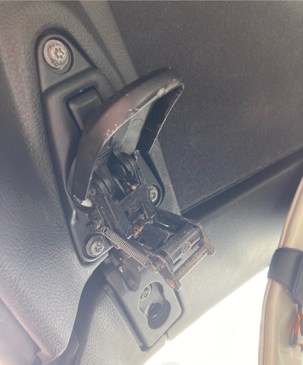 コペンのトラブル発生・洗車に関するカスタム事例の投稿画像2枚目
