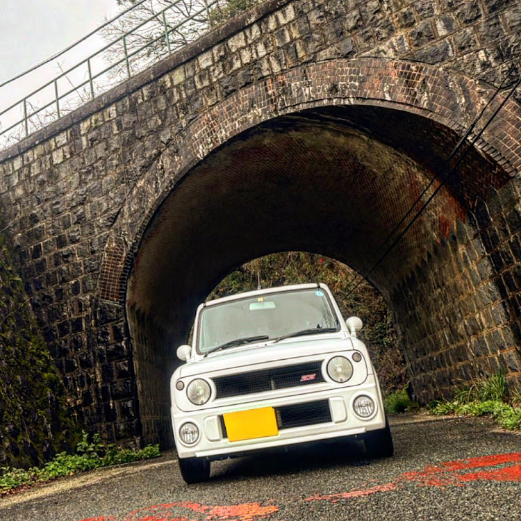アルトラパン SSの雨☔️は、やだな。・春ですね・ドライブ・洗車・アルトラパンに関するカスタム事例の投稿画像1枚目