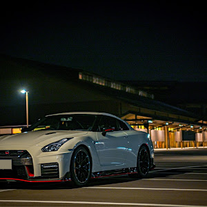 NISSAN GT-R R35