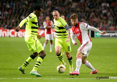 Ajax krijgt veeg uit de pan: "Mooie kleurtjes, fruitige spelers, maar het voetbal lijkt nergens op"