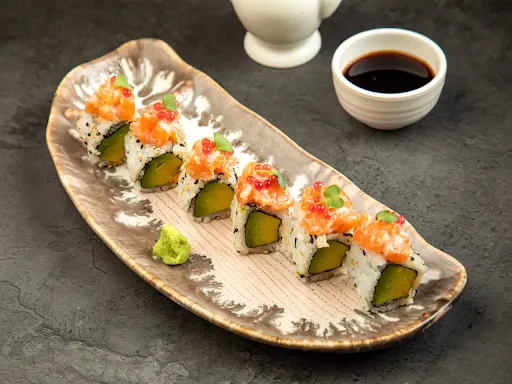 Salmon Sakura Maki Sushi Roll [6 Pieces]