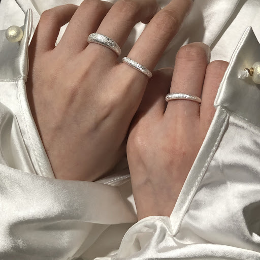 Title 5, Sparkling Silver White Star River Flash Sand Op...