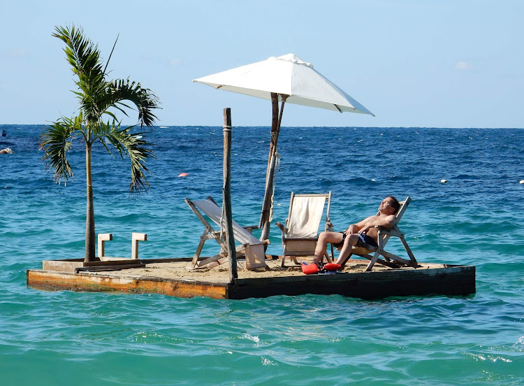 An idyllic scene at Las Caletas during a shore excursion from Puerto Vallarta, captured with a Nikon Coolpix S9900.