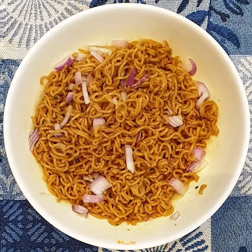 Wai Wai Noodles