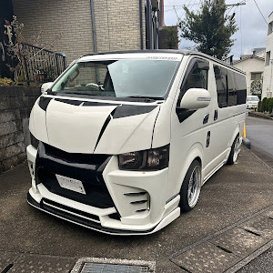 ハイエースバン KDH200V