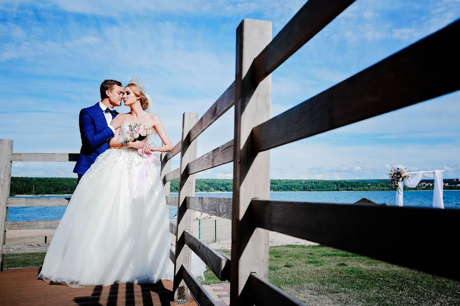 Wedding photographer Kseniya Tkachenko (fotovnsk). Photo of 2 February 2019