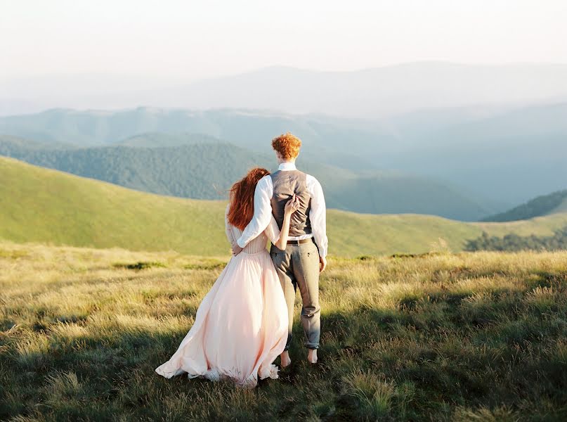 Fotógrafo de casamento Igor Maykherkevich (maycherkevych). Foto de 18 de julho 2016