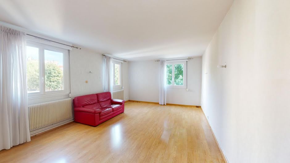 Vente appartement 3 pièces 77 m² à Saint-Etienne (42000), 83 000 €