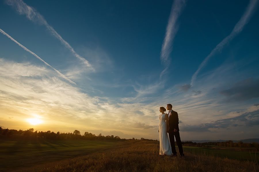 Wedding photographer Simon Varterian (svstudio). Photo of 31 March 2017