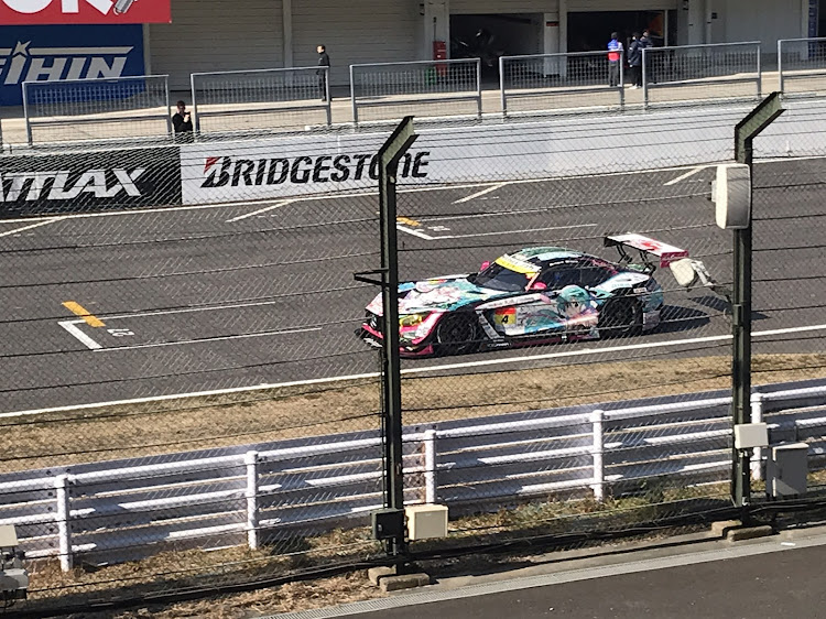 M也さんが投稿したモーターフェス2019・ヤリス・ジャンプ！！・鈴鹿サーキット・NIKENに関するカスタム事例の投稿画像4枚目