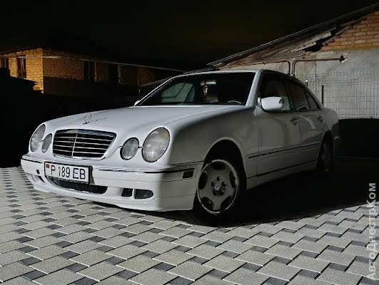 продам авто Mercedes E 320 E-klasse (W210) фото 1