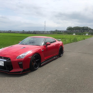 NISSAN GT-R R35