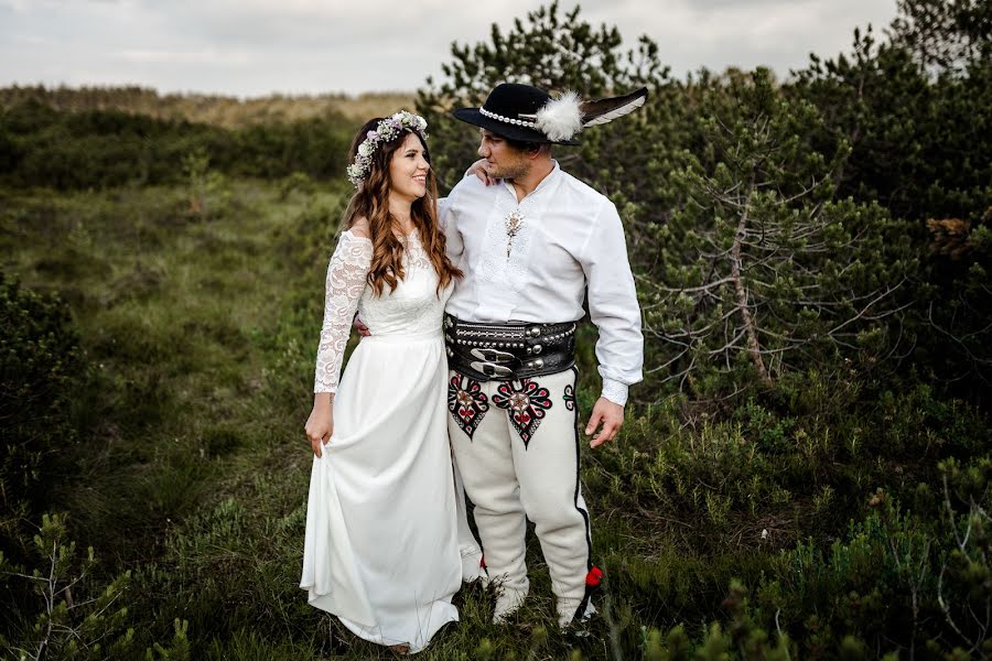 Fotógrafo de casamento Mateusz Hudecki (mhfotografia). Foto de 10 de julho 2019