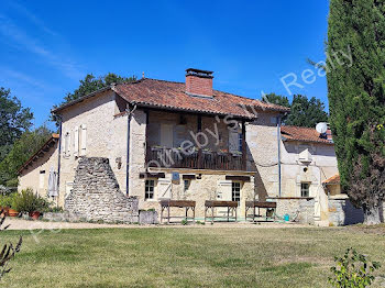 maison à Château-l'Evêque (24)