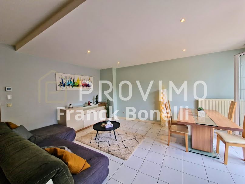 Vente appartement 4 pièces 92 m² à Beaumont (74160), 457 000 €