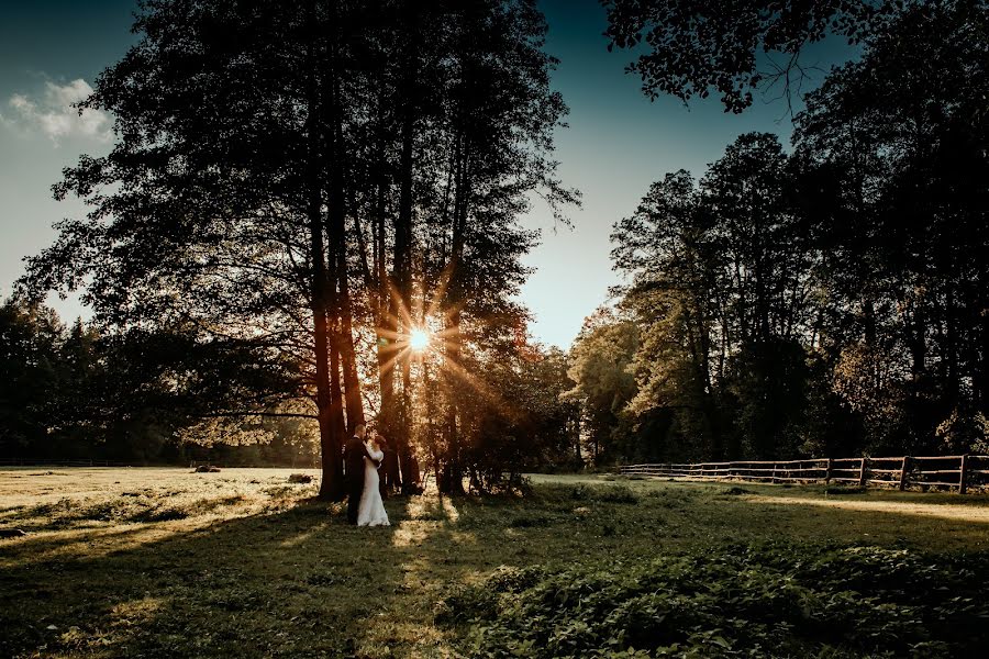 Photographe de mariage Damian Bondyra (bondyrafotograf). Photo du 13 octobre 2017