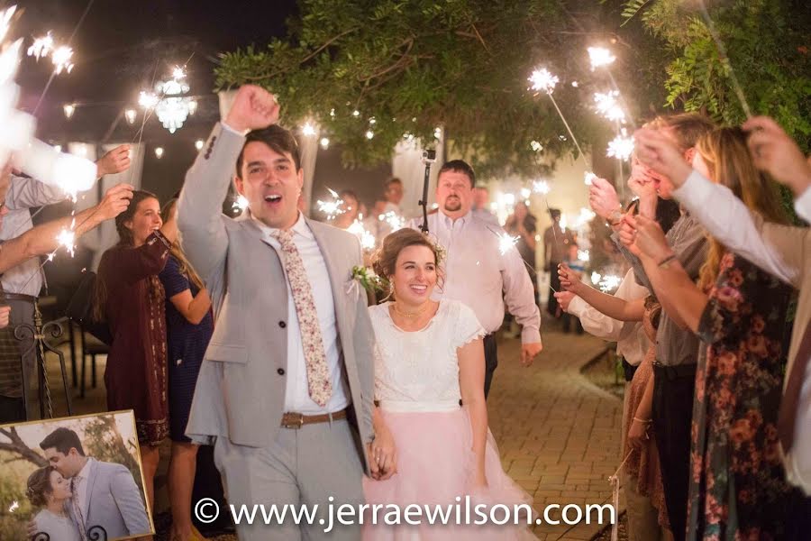 ช่างภาพงานแต่งงาน Jerrae Wilson (jerraewilson) ภาพเมื่อ 29 ธันวาคม 2019