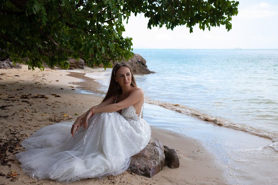 Fotógrafo de casamento Aleks Dyadyushko (diadiushko). Foto de 25 de janeiro 2020