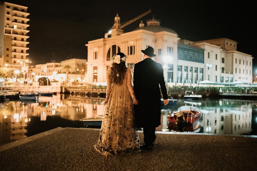 Fotógrafo de casamento Michele Ladisa (michele22). Foto de 9 de janeiro 2020