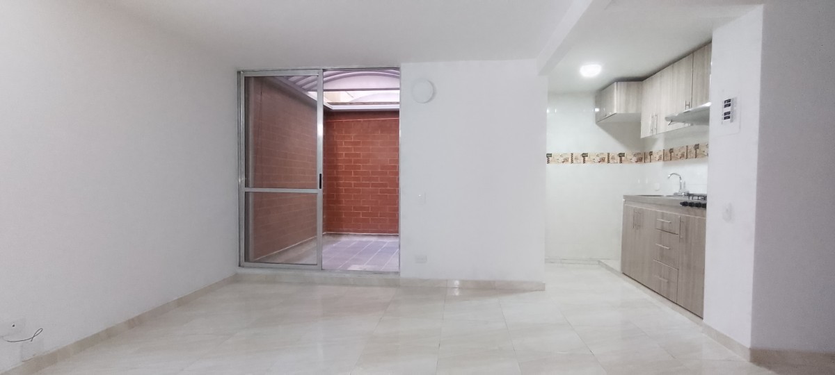 Apartamento En Venta - Pinos De Lombardia, Bogota