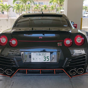 NISSAN GT-R R35