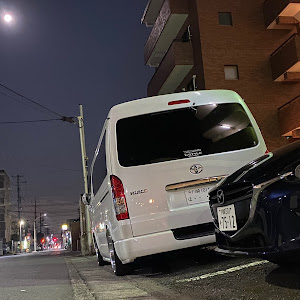 ハイエースバン