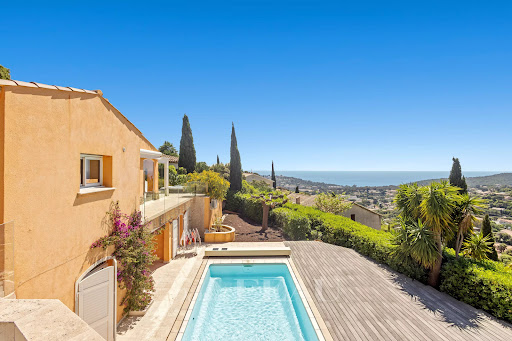Villa avec piscine 2