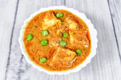 Matar Paneer