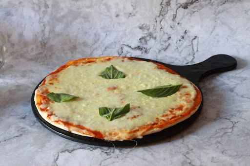 Classic Margherita Pizza