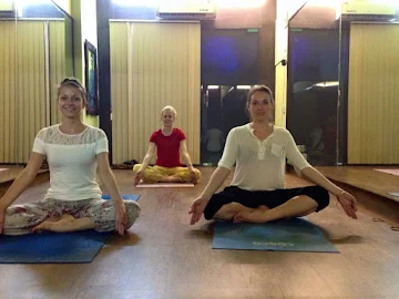 Mesmerizing Yoga photo 