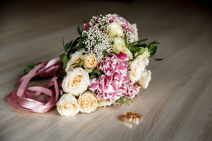 Fotógrafo de casamento Aleksandr Kulakov (alexanderkulak). Foto de 9 de dezembro 2017