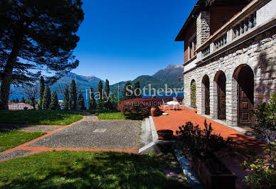 Villa avec jardin et terrasse 2