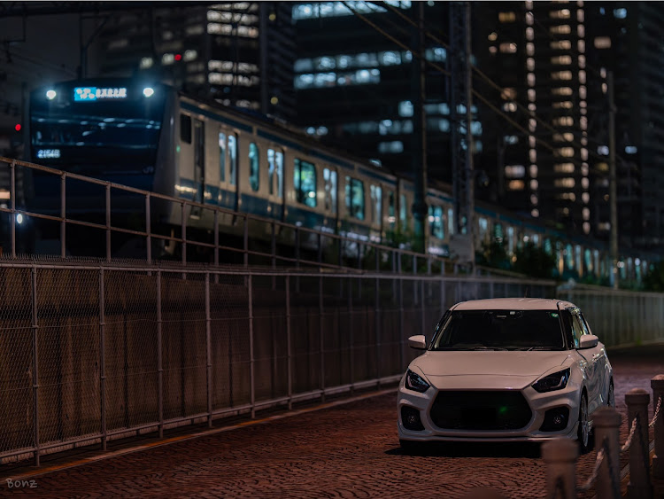 スイフトスポーツのdiscover＿ct・俺たちBB・俺たち広角機動隊・TOKYO Night Photographyに関するカスタム事例の投稿画像6枚目
