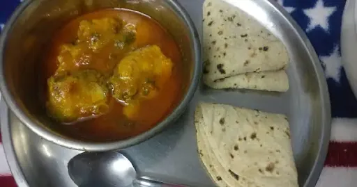 Egg Curries With Chicken Gravy Combo